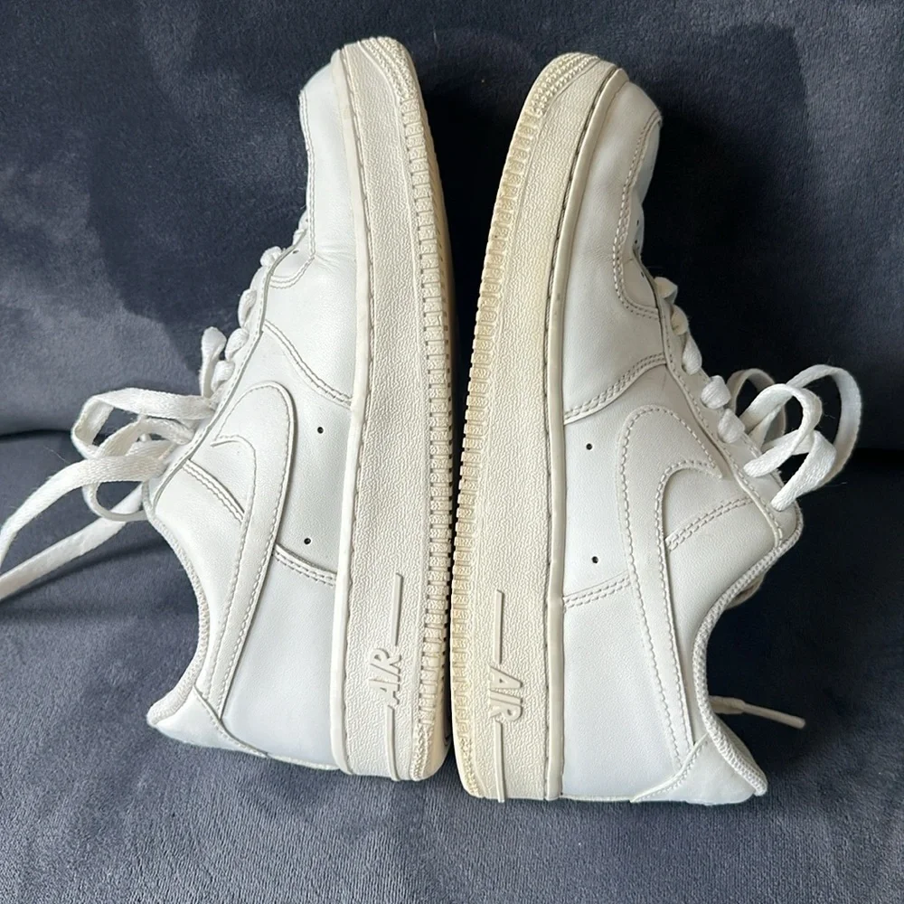 NIKE AIR FORCE 1 Shoes Youth 6.5 Triple White Sneakers